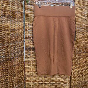 NWT Active USA Pencil Skirt Below Knee Tan Size Large Wide Stretch Waistband